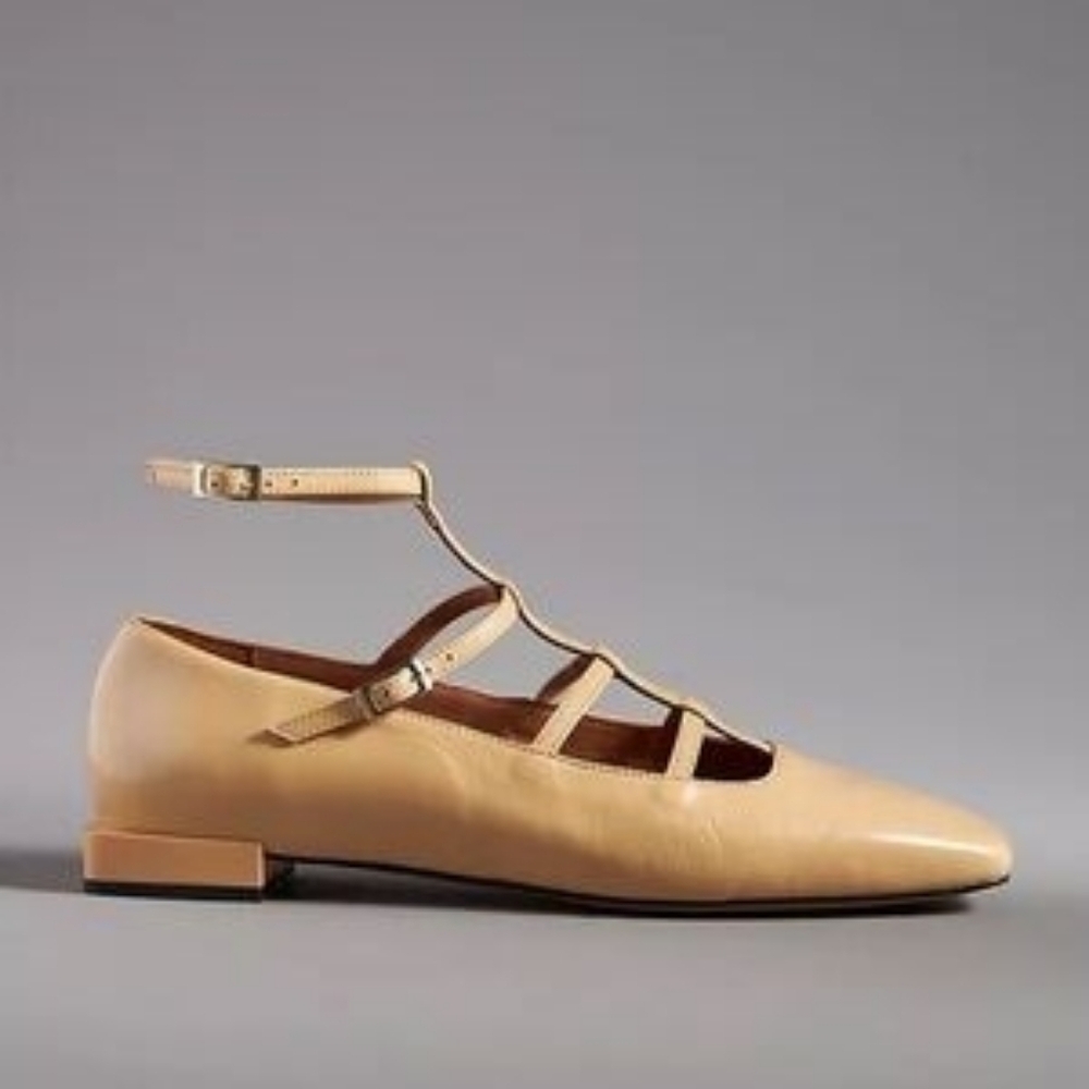 Angel Alarcon - Beige Patent Leather Strappy Flats